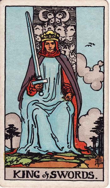 Король Мечей — карта Таро (колода Уэйта)